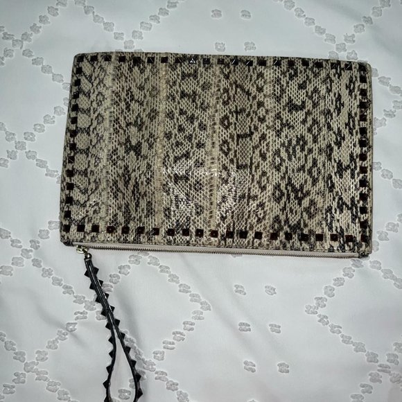 Valentino rockstud snakeskin clutch bag (Authentic) - Picture 8 of 10
